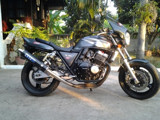 ขายรถsuper four ปี97 ราคา85000(ราคาคุยกันได้ค่ะ) สภาพใหม่ ราคาตอรองกันได้ค่ะ 085-6070998