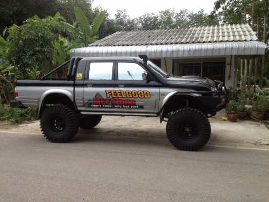 ขาย Strada Grandis 4 ประตู 2001 วางคาน VX 70 diff lock หน้า , หลัง