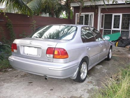 ขายรถเก๋ง Honda Civic 1.6 EXi ปี 1998 เกียร์ออโต้  ไม่เคยติดแก๊ส สีบรอนด์เงิน