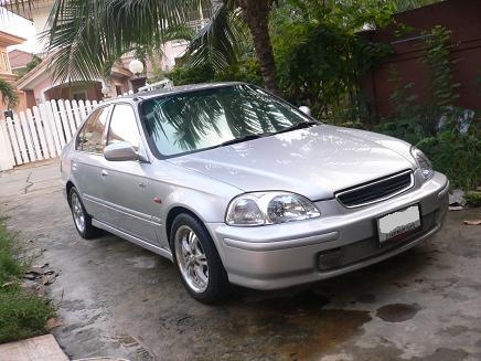 ขายรถเก๋ง Honda Civic 1.6 EXi ปี 1998 เกียร์ออโต้  ไม่เคยติดแก๊ส สีบรอนด์เงิน