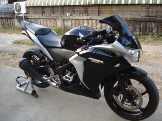 HONDA CBR 250 CC รถปี 54 เครื่องเดิมๆสีสันสวยงาม