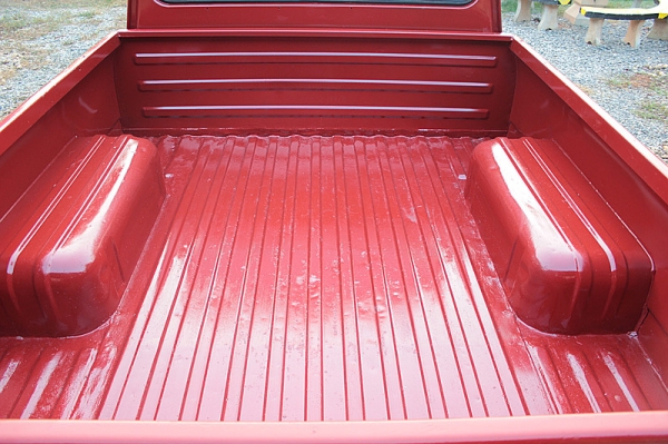 มาสด้า1000 สีแดง สวยครับ มาสด้า1000 สีแดง สวยครับ