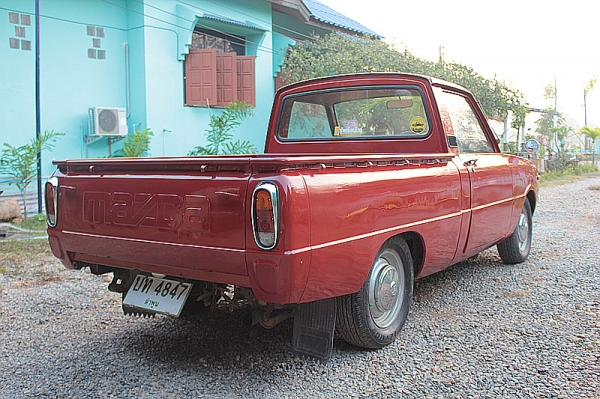 มาสด้า1000 สีแดง สวยครับ มาสด้า1000 สีแดง สวยครับ