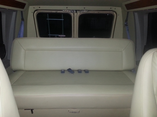 ขายด่วน รถตู้ Chevrolet Chevy van 2.0 รถมือสองราคาถูก ๆ สนใจต่อราคามาเลย