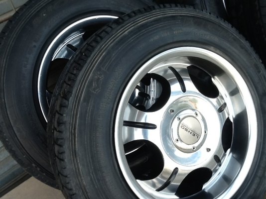 ขายล้อ Lenso 6รู ขอบ15 พร้อมยาง