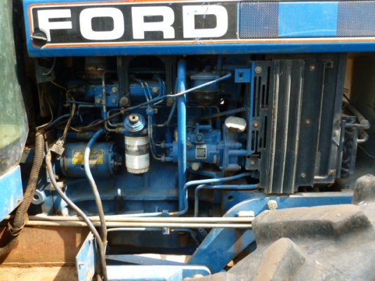 แสงฟ้าเต้นรถ///จำหน่ายรถไถ FORD-6640 ฮอนแลน ระบบไฟฟ้า สภาพพร้อมใช้งาน