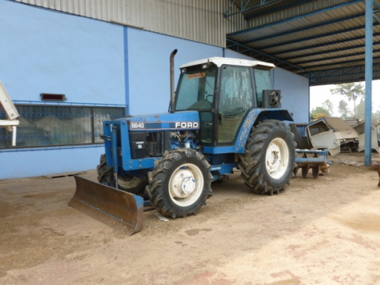 แสงฟ้าเต้นรถ///จำหน่ายรถไถ FORD-6640 ฮอนแลน ระบบไฟฟ้า สภาพพร้อมใช้งาน