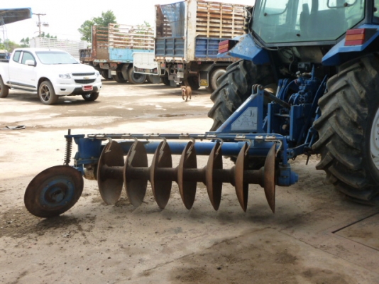 แสงฟ้าเต้นรถ///จำหน่ายรถไถ FORD-6640 ฮอนแลน ระบบไฟฟ้า สภาพพร้อมใช้งาน