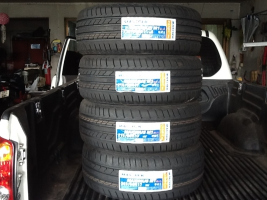ขายยางใหม่ 215/50/17 ปี12 ทั้งชุด9900