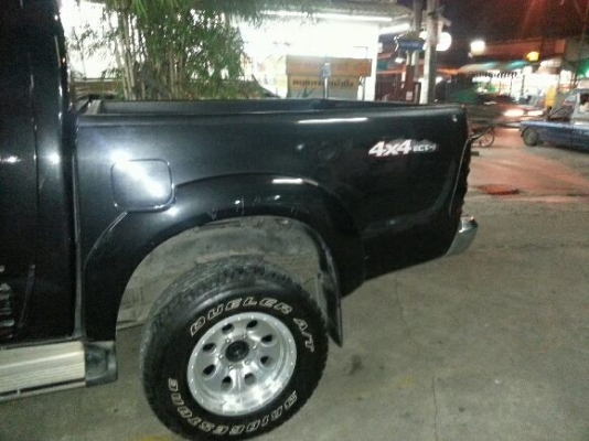 รถTOYOTA โฟร์วิล เครื่อง3000สีดำเกียร์ออโต้ 4 ประตู วิ่ง 70000 กว่า รถสวย