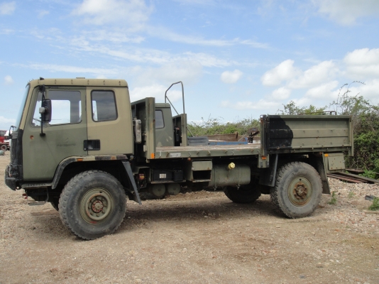 เหมาะสำหรับเข้าป่า, ใช้งานในฟาร์ม สวนยาง งานรีสอร์ท ฟาร์มปศุสัตว์ เอกสารเป็นใบ invoice ไม่มีทะเบียน อะไหล่มีทุกชิ้น รถอยู่กาญจนบุรี สนใจติดต่อ 089-551-2032