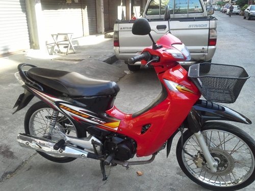 wave 125 s ปี 47 กุญแจใหญ่ สีแดง เครื่องเดิม แน่นๆ เอกสารครบ ภาษี พรบ.พึ่งต่อ