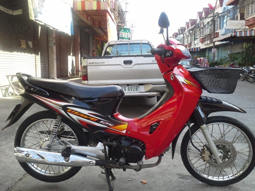 wave 125 s ปี 47 กุญแจใหญ่ สีแดง เครื่องเดิม แน่นๆ เอกสารครบ ภาษี พรบ.พึ่งต่อ
