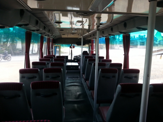 รถบัส หกล้อ