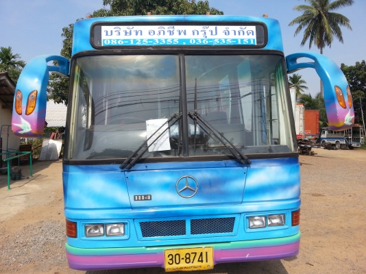 รถบัส หกล้อ