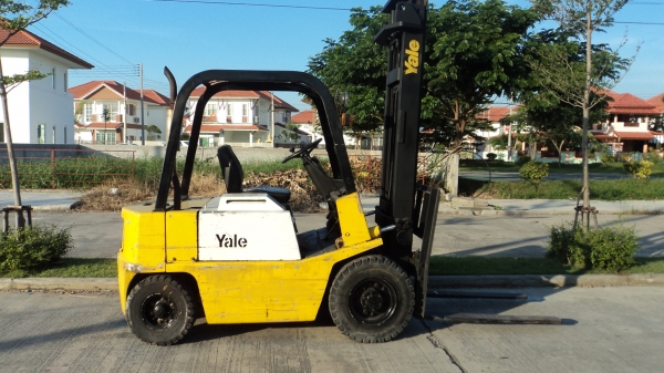 ขายฟอร์คลิฟท์ 2.5 ตัน ดีเซล เสา 4 เมตร เครื่องเกียร์ดีพร้อมใช้ ราคาเบาๆ ครับ 081-3535-948 ขายฟอร์คลิฟท์ 2.5 ตัน ดีเซล เสา 4 เมตร เครื่องเกียร์ดีพร้อมใช้ ราคาเบาๆ ครับ 081-3535-948