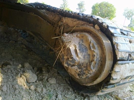 HITACHI UH06-5 ช่วงล่างใหญ่เทียบเท่า PC 150 เครื่องเดิมปั๊มเดิมทำงานไม่มีโหลด ภายในเก๋งคอนโทรลยาว แอร์เย็นจัด บูมอาร์มสวยไม่มีปะไม่มีเยิ้ม เอวแน่นดี ช่วงล่างโซ่บูทใบแทรกเต็มดีหนาประมาณ 70\% ใช้งานหนักได้อีกนานครับ เอกสารสัญญาซื้อขายครับ HITACHI UH06-5 ช่วงล่างใหญ่เทียบเท่า PC 150 เครื่องเดิมปั๊มเดิมทำงานไม่มีโหลด ภายในเก๋งคอนโทรลยาว แอร์เย็นจัด บูมอาร์มสวยไม่มีปะไม่มีเยิ้ม เอวแน่นดี ช่วงล่างโซ่บูทใบแทรกเต็มดีหนาประมาณ 70\% ใช้งานหนักได้อีกนานครับ เอกสารสัญญาซื้อขายครับ