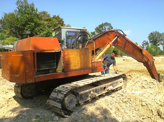 HITACHI UH06-5 ช่วงล่างใหญ่เทียบเท่า PC 150 เครื่องเดิมปั๊มเดิมทำงานไม่มีโหลด ภายในเก๋งคอนโทรลยาว แอร์เย็นจัด บูมอาร์มสวยไม่มีปะไม่มีเยิ้ม เอวแน่นดี ช่วงล่างโซ่บูทใบแทรกเต็มดีหนาประมาณ 70\% ใช้งานหนักได้อีกนานครับ เอกสารสัญญาซื้อขายครับ HITACHI UH06-5 ช่วงล่างใหญ่เทียบเท่า PC 150 เครื่องเดิมปั๊มเดิมทำงานไม่มีโหลด ภายในเก๋งคอนโทรลยาว แอร์เย็นจัด บูมอาร์มสวยไม่มีปะไม่มีเยิ้ม เอวแน่นดี ช่วงล่างโซ่บูทใบแทรกเต็มดีหนาประมาณ 70\% ใช้งานหนักได้อีกนานครับ เอกสารสัญญาซื้อขายครับ