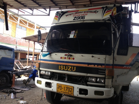 ขาย ISUZU  175  แรงม้า