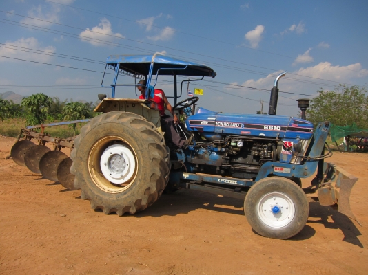 รถไถฟอร์ด ขายด่วน รถไถฟอร์ด ขายด่วน