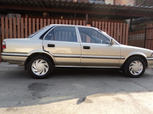 ขาย toyota corolla1.6 สภาพสวยพร้อมใช้ครับ