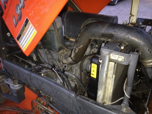 ขายรถไถ KUBOTA L3408 DI พร้อมอุปกรณ์ดันหน้าและผาน 6ตราช้าง