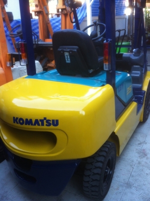 ขาย ฟอล์คลิฟต์ 2.5 ตัน KOMATSU FD25-12 รถเก่าญี่ปุ่น ขาย ฟอล์คลิฟต์ 2.5 ตัน KOMATSU FD25-12 รถเก่าญี่ปุ่น