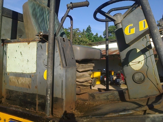 ขาย..รถบด2เพลาสั่นสะเทือน STA เครื่องVV900D เล่มพร้อม ภาษีเต็ม สวยมากๆ