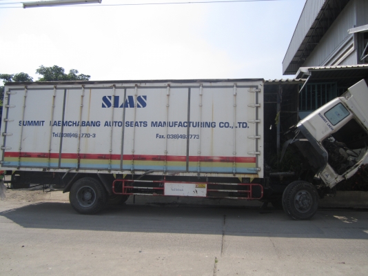 ขายด่วนมิตรฃูFK455ตู้10บาน7,20เมตรไม่มีเสากลางขายตามสภาพ-หลุดมัดจำ- ขายด่วนมิตรฃูFK455ตู้10บาน7,20เมตรไม่มีเสากลางขายตามสภาพ-หลุดมัดจำ-