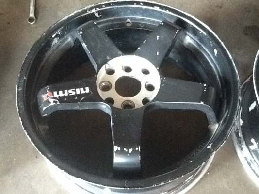 ขายเศษแม็กขอบ17  Nismo กับ TE37 อย่างละ 1 วง