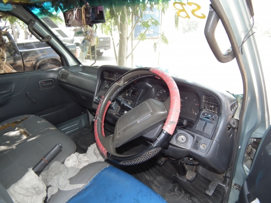 ขายรถตู้ โตโยต้า ปี 93 ทะเบียนเต็มพร้อมโอน สนใจสอบถามได้นะครับ รถบ้านแท้ครับ