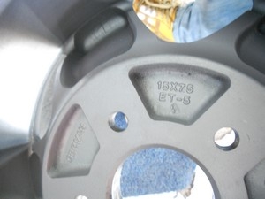 ขายแม็ก15" 5รู114.3 off road ,4x4 สภาพสวยพร้อมใช้งาน