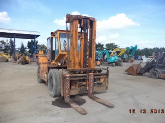 ขายด่วน รถยกขนาด 10 ตัน ขายด่วน รถยกขนาด 10 ตัน