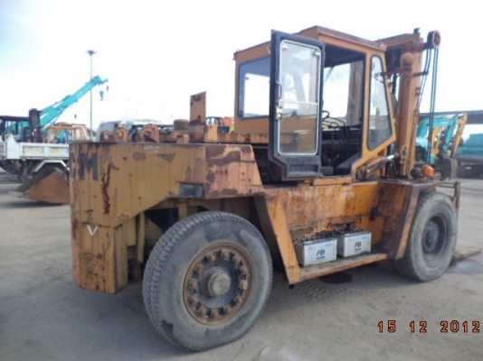 ขายด่วน รถยกขนาด 10 ตัน ขายด่วน รถยกขนาด 10 ตัน