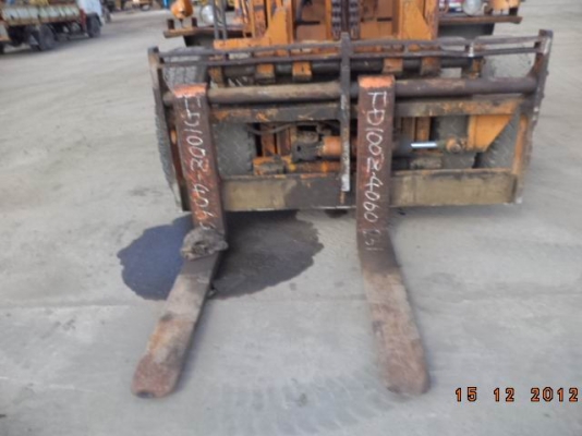 ขายด่วน รถยกขนาด 10 ตัน ขายด่วน รถยกขนาด 10 ตัน