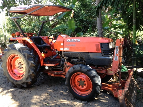 ขายรถไถ KUBOTA L4508 พร้อมอุปกรณ์ผาน6และดันหน้าตราช้าง สวยเดิมๆ
