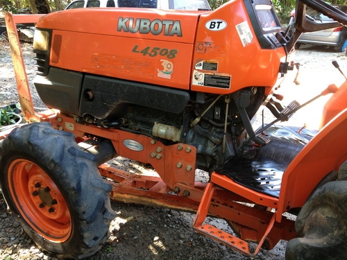 ขายรถไถ KUBOTA L4508 พร้อมอุปกรณ์ผาน6และดันหน้าตราช้าง สวยเดิมๆ