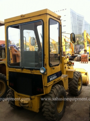 รถตัก WS200A บจก.สหสินอีควิปเม้นท์ โทร.081-5851880, 02-5168100-1 www.sahasinequipment.com