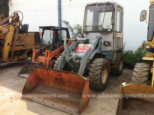รถตัก WS200A2 บจก.สหสินอีควิปเม้นท์ โทร.081-5851880, 02-5168100-1 www.sahasinequipment.com