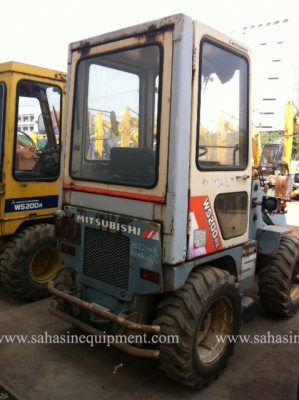 รถตัก WS200A2 บจก.สหสินอีควิปเม้นท์ โทร.081-5851880, 02-5168100-1 www.sahasinequipment.com