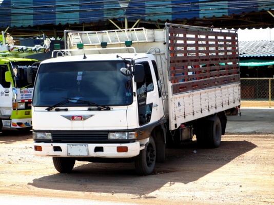 ขาย6ล้อ HINO FD2HLA เครื่องHO7Cเทอร์โบ 180แรง ปี2004 รถประกอบ