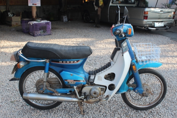 C700เดิมๆทะเบียนพร้อมโอนสภาพประกวดขายถูกๆด่วนเลย8800บาท