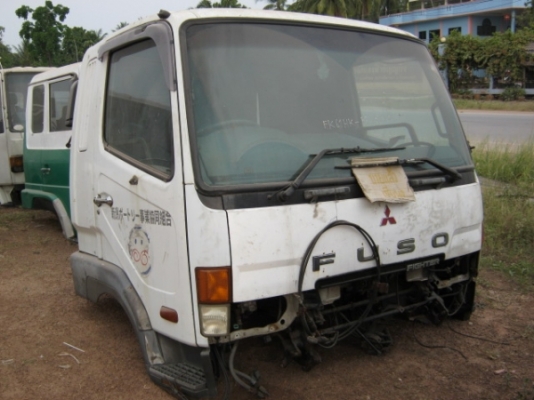 แสงฟ้าเต้นรถ///ขายหัวเก๋งเก่าญี่ปุ่น FUSO-ยูโร3 ตาเพชร หัวแคปใส่FN527ได้ครับ สภาพสวย