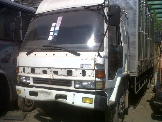 ขายรถบรรทุก6ล้อพร้อมตู้แช่สแตนเลส