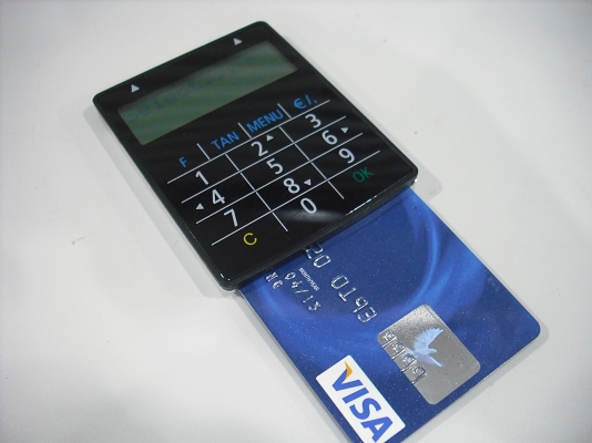 เครื่องอ่านบัตรเครดิต แบบดิจิตอล เครื่องอ่านบัตรเครดิต แบบดิจิตอล