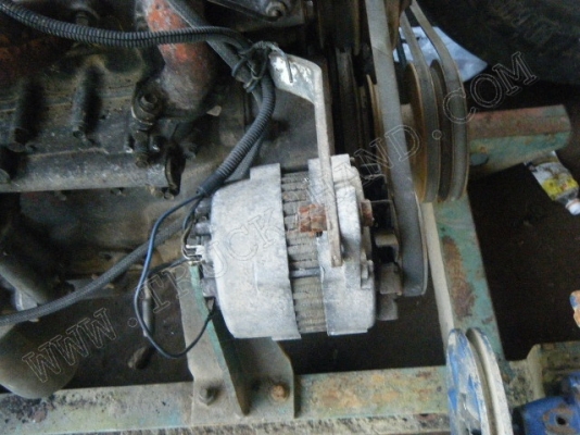 เครื่องดูดทราย ยี่ห้อ HINO รุ่น HO7C 185 แรงม้า เครื่องดูดทราย ยี่ห้อ HINO รุ่น HO7C 185 แรงม้า