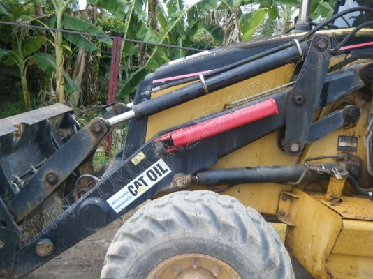 รถตักหน้าขุดหลัง ยี่ห้อ CAT รุ่น 428D รถพร้อมใช้งาน รถตักหน้าขุดหลัง ยี่ห้อ CAT รุ่น 428D รถพร้อมใช้งาน