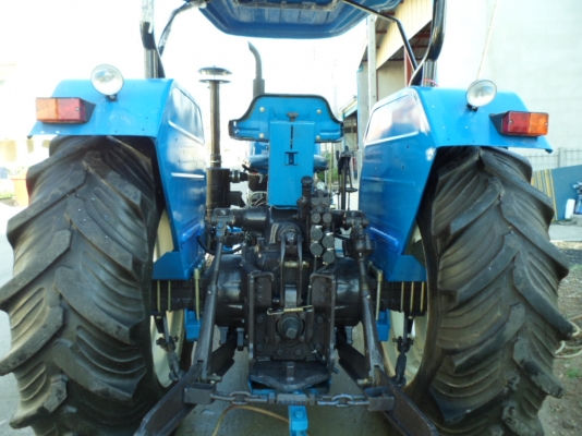 ขายรถไถฟอร์ดรุ่น 6610