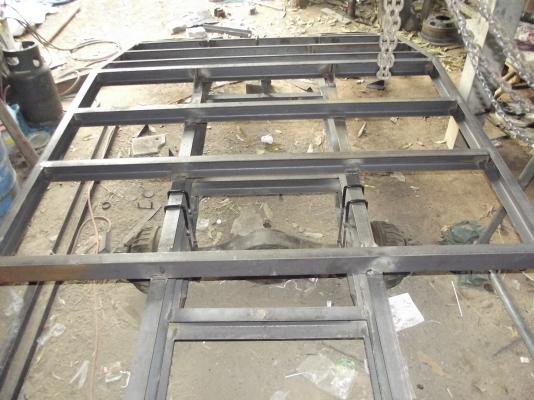 รับต่อเทรลเลอร์แบคโฮ เล็ก PC 20,30,40,60 และเทรลเลอร์ 10 ล้อ