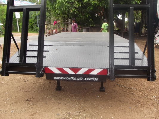 รับต่อเทรลเลอร์แบคโฮ เล็ก PC 20,30,40,60 และเทรลเลอร์ 10 ล้อ